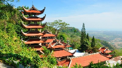 Tour Thăm Núi Takou